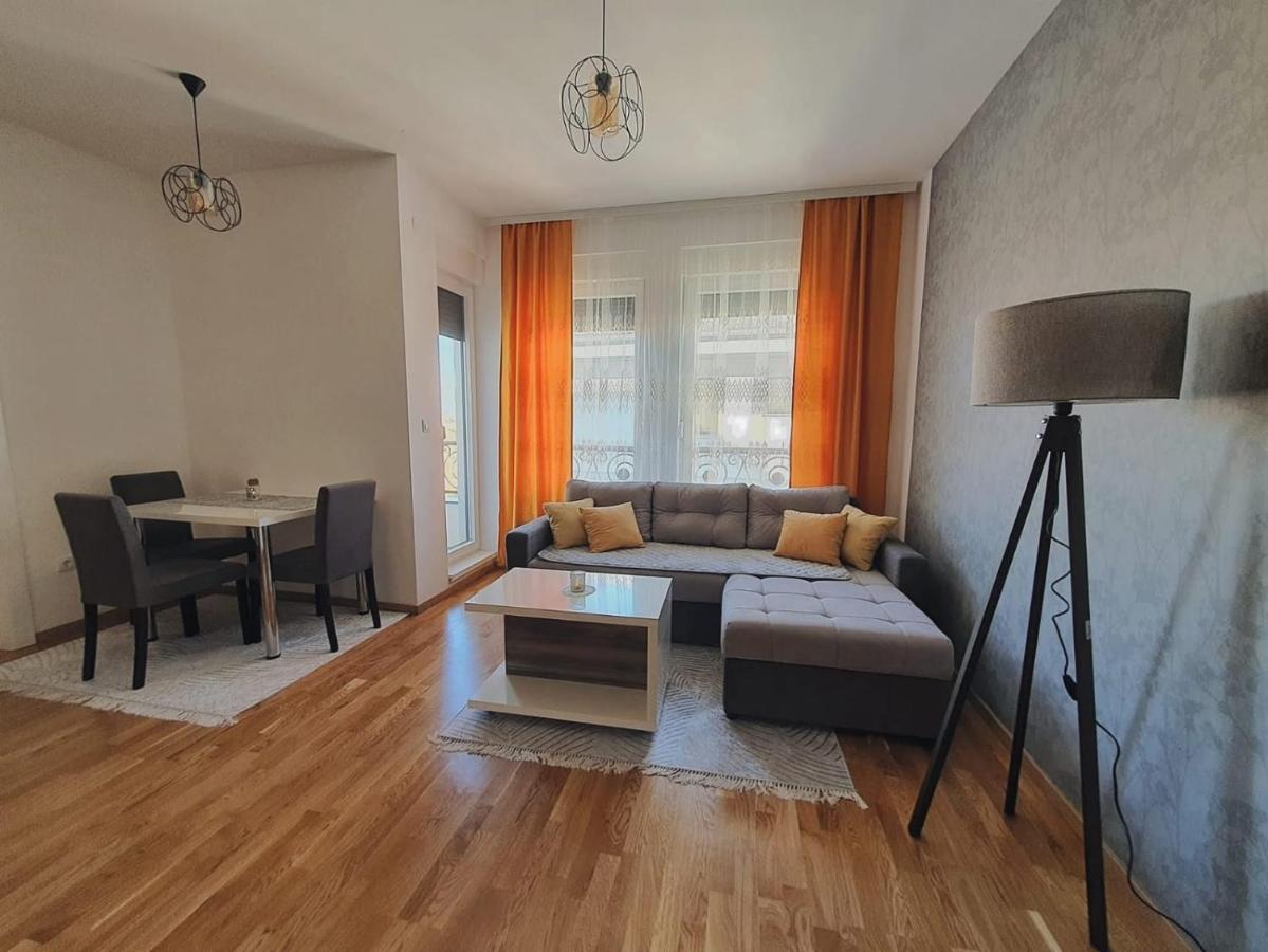 Zara 1 Apartman Bijeljina Extérieur photo