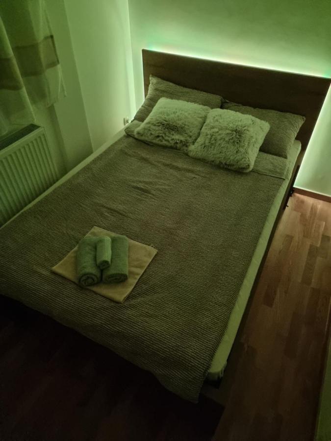 Zara 1 Apartman Bijeljina Extérieur photo